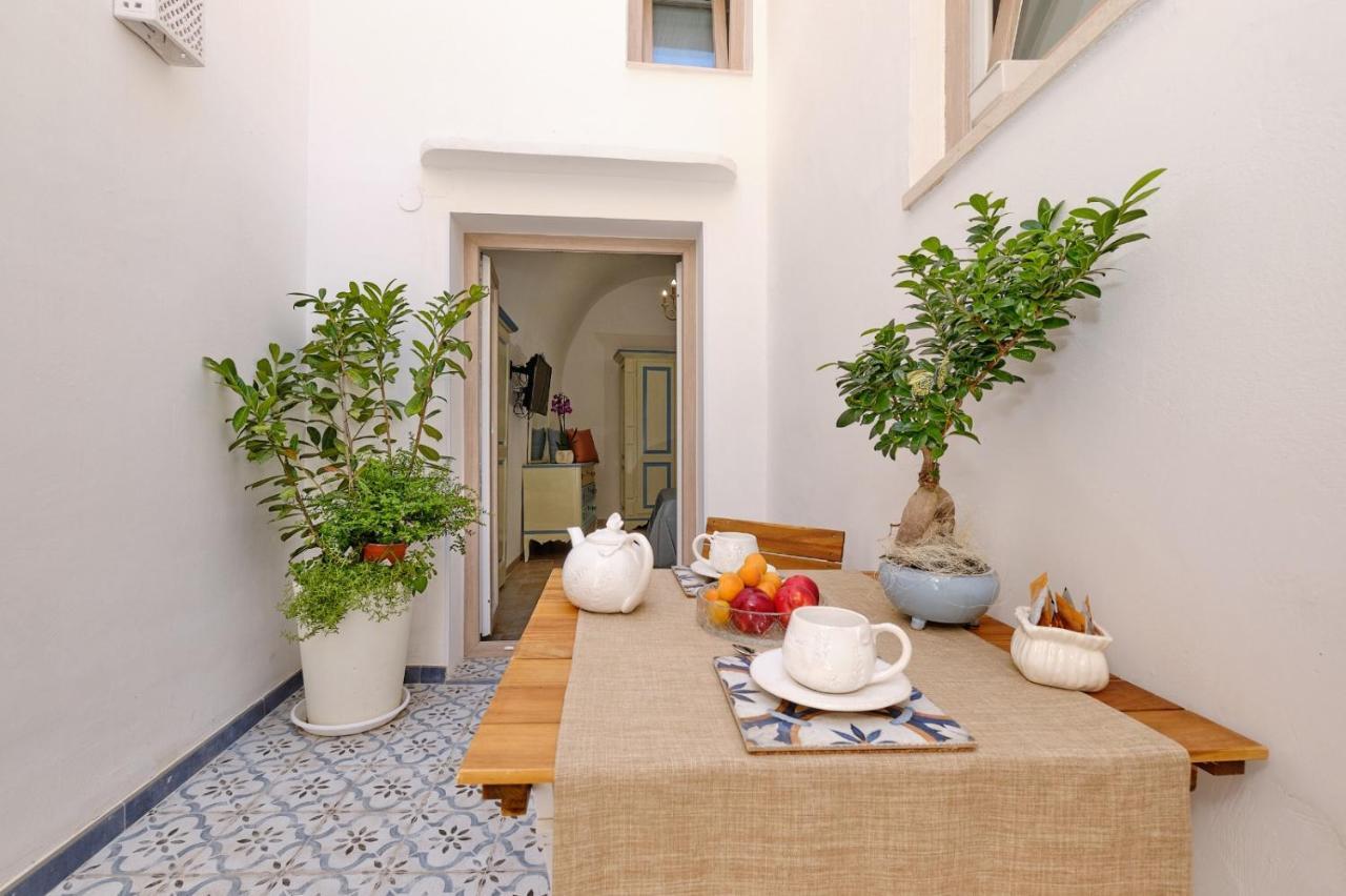 Signuria Apartment กัลลีโปลี ภายนอก รูปภาพ
